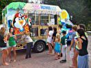 Kona_Ice_Truck-R.jpg